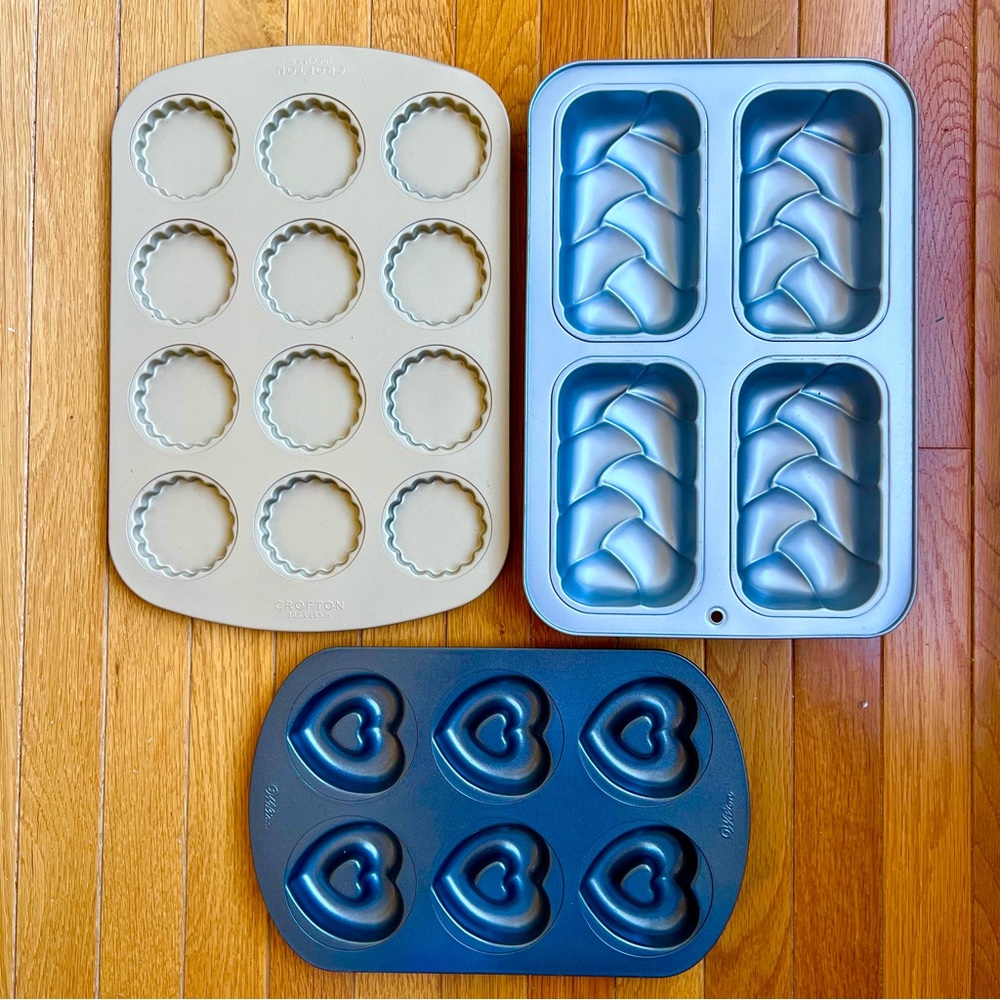 CROFTON Tart Pan WILTON Baking  BAKER’S SECRET Braided Loaf Bake Pastry Teacake